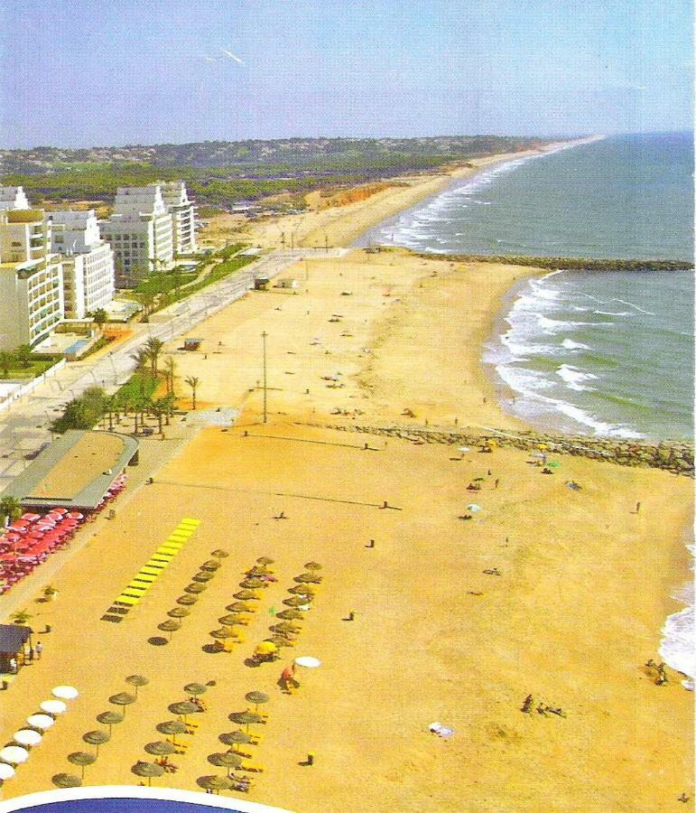 Regueiro Quarteira Beach Apartment Экстерьер фото